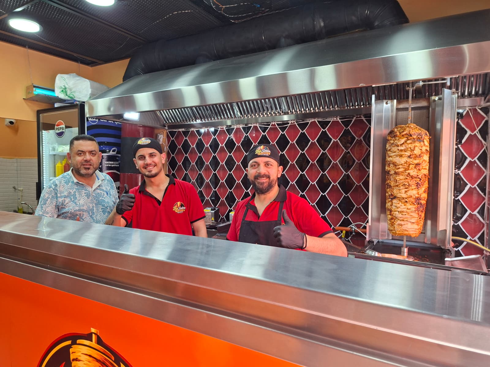 BY SELİM DÖNER DEFNE'DE HİZMETE GİRDİ!