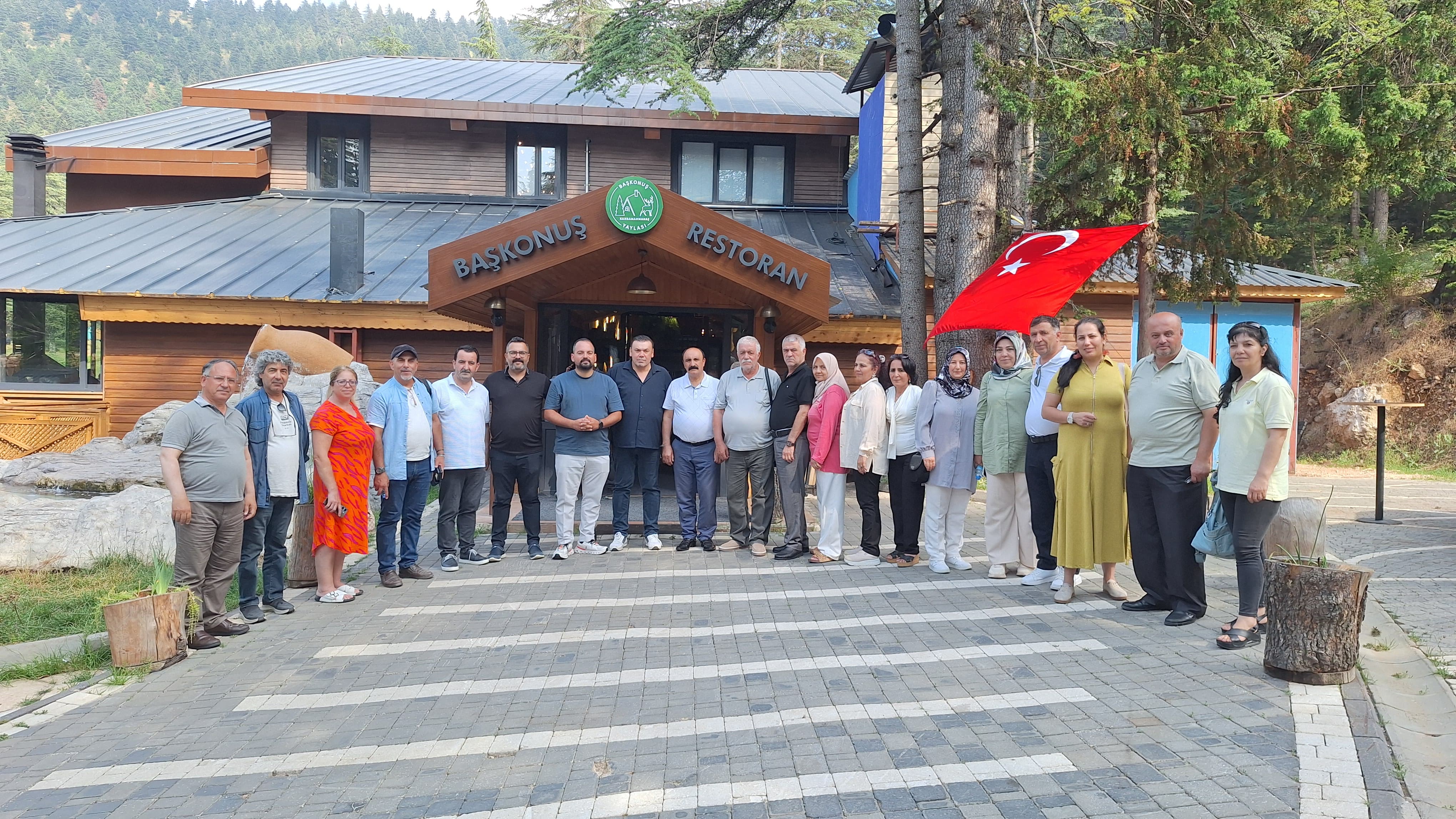 Gazeteciler Başkonuş'ta Buluştu
