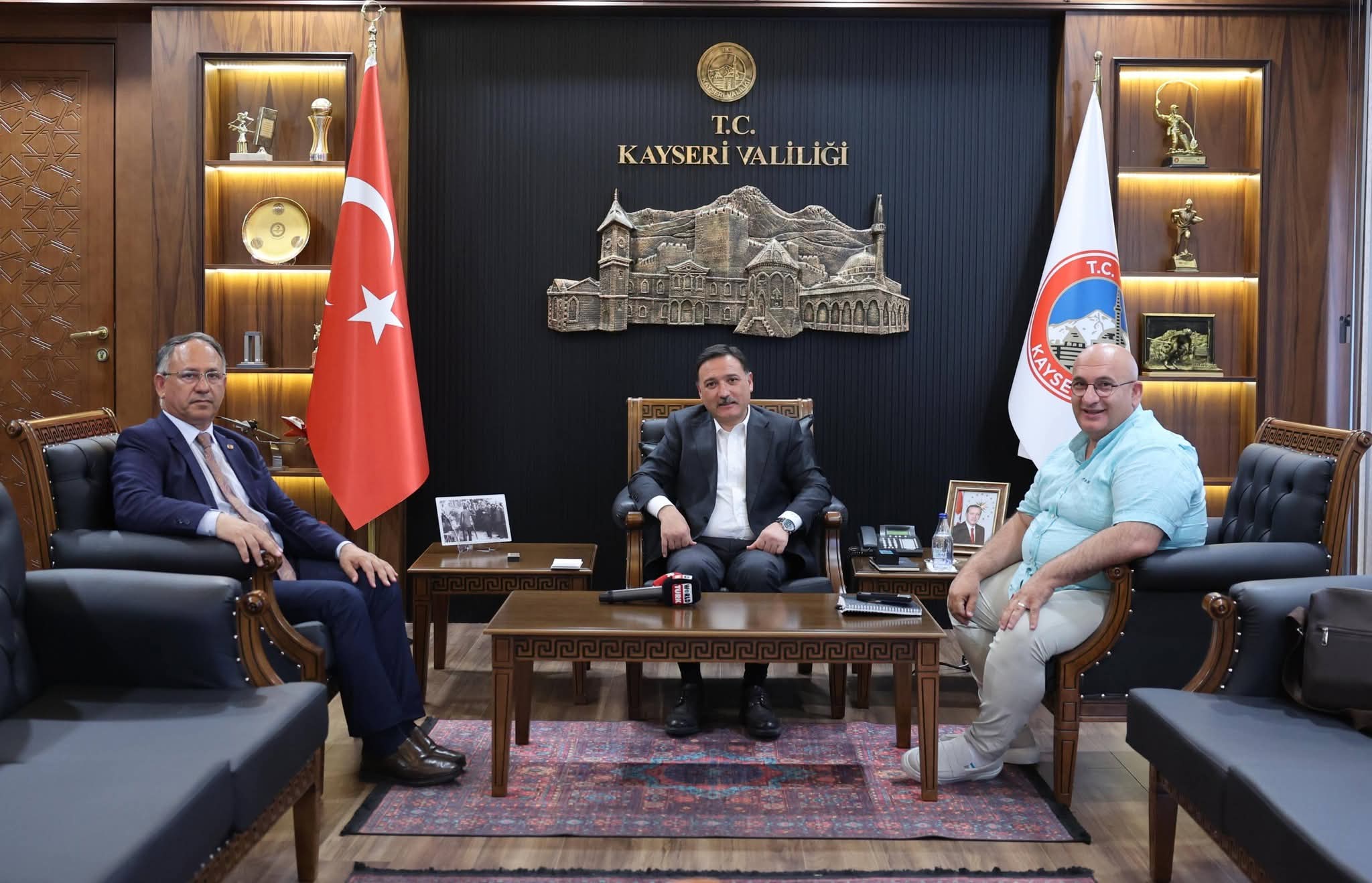 Kayseri Valisi Gökmen Çiçek'e Önemli Ziyaret