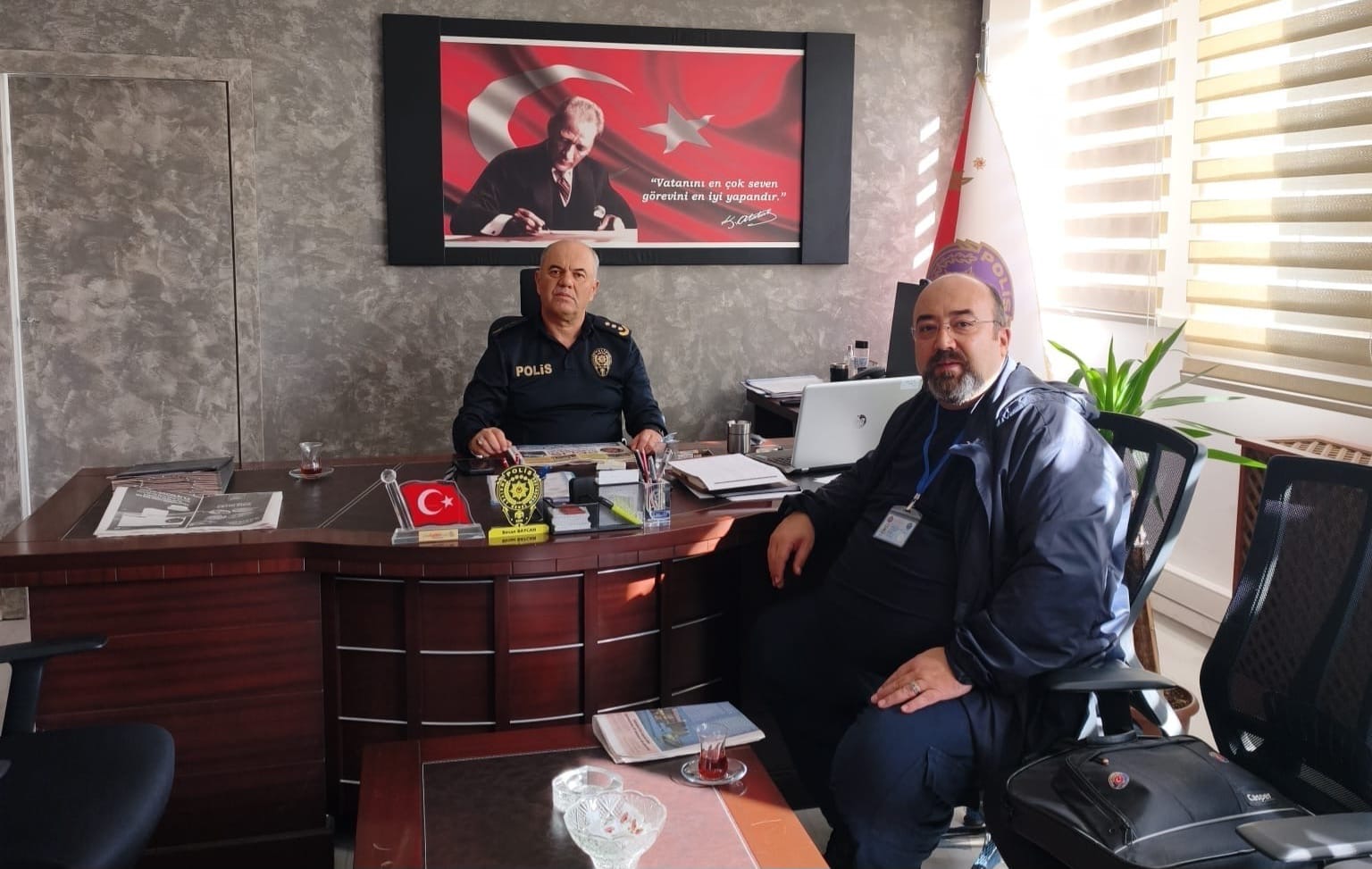 Polis Haber Hattı-Akıncılar Gazetesi’nden Salihli İlçe Emniyet Müdürlüğü’ne Nezaket Ziyareti!