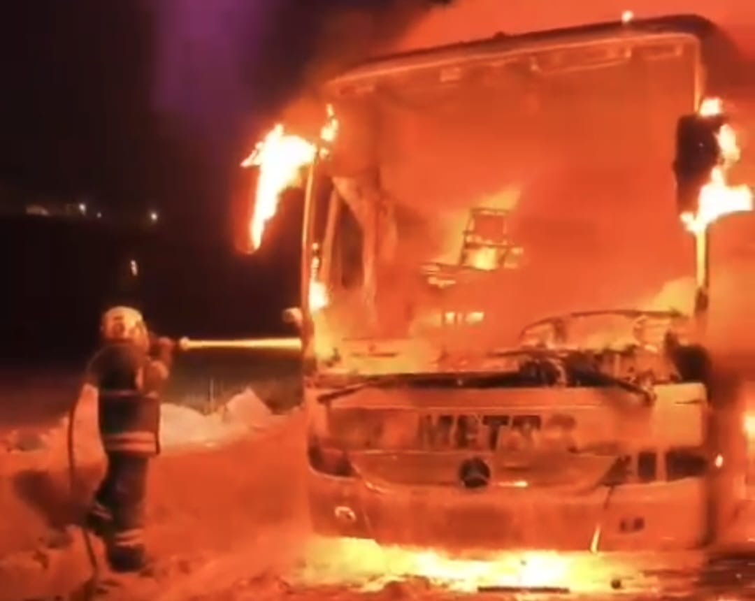 ANTAKYA’DA OTOBÜS YANGINI KORKUTTU!