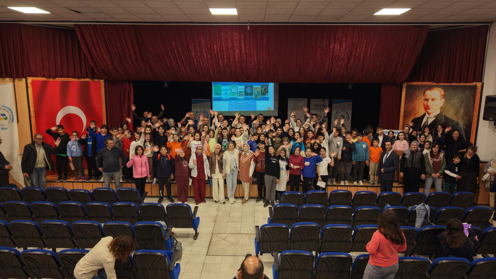 AKSARAY’DA BİLİM RÜZGARI: FEİEMM TENEFFÜSTE BİLİM ŞENLİĞİ BÜYÜK İLGİ GÖRDÜ...
