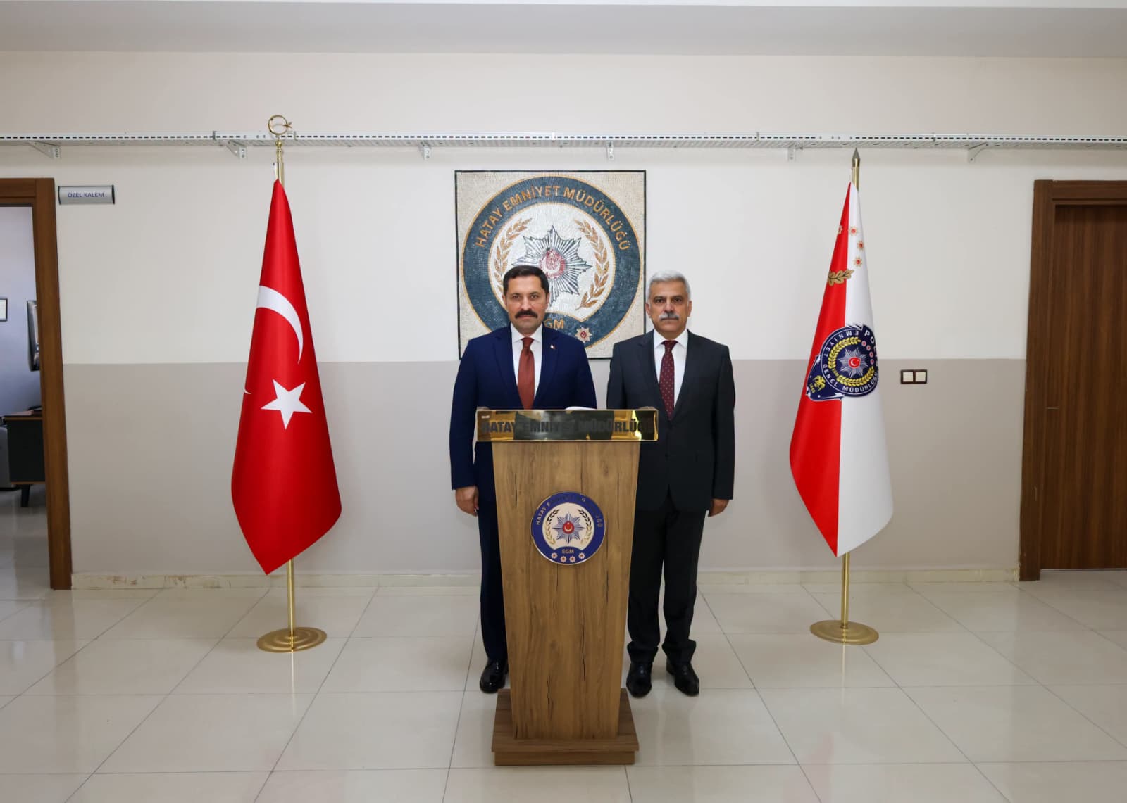 Hatay Valisi Masatlı’dan Emniyet Müdürü Özen’e Ziyaret!