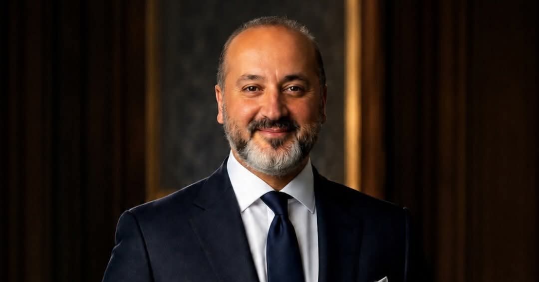 İnsan, hayatını tek başına sürdüremez.