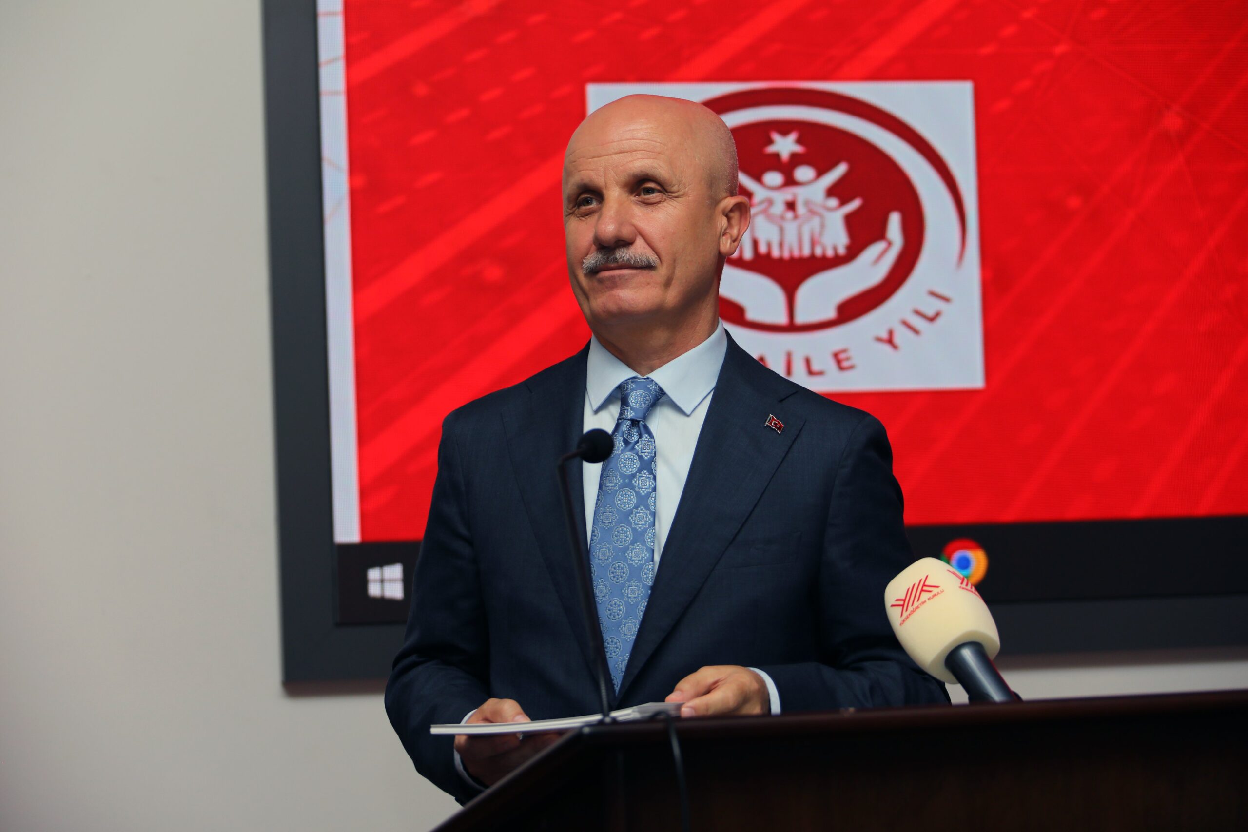 YÖK Başkanı Özvar Açıkladı: Üniversite Kontenjanları İş Gücü İhtiyacına Göre Yeniden Düzenlendi